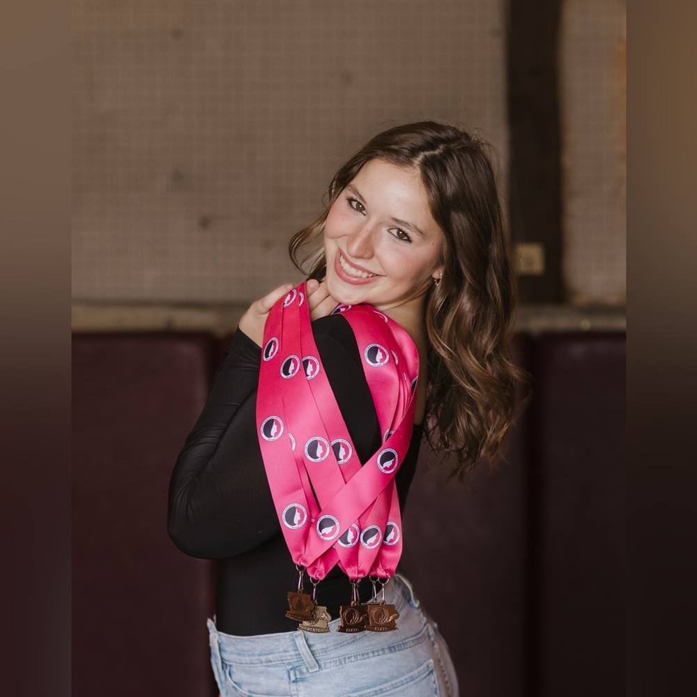 Meet your Posher, Elizabeth